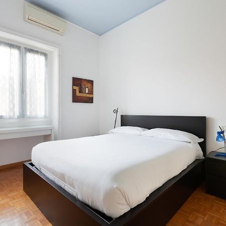 Apartamento Cozy Apt With Balcony - Mm2 Sant'Agostino Milán Exterior foto